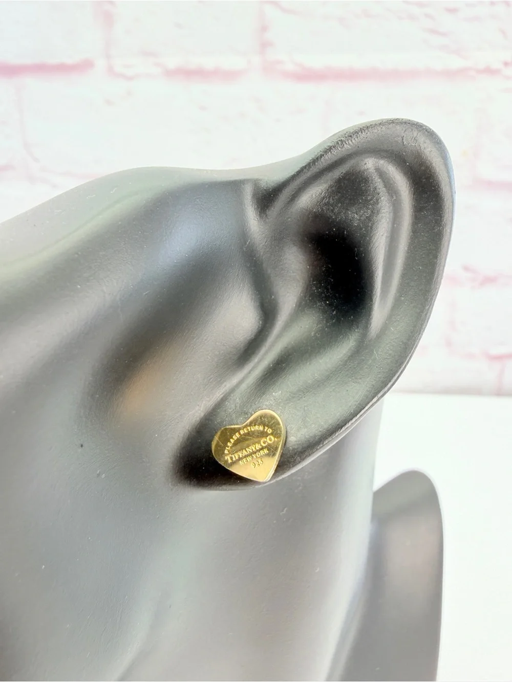 Tiffany & Co. Gold Heart Stud Earrings Return to Tiffany Single 925